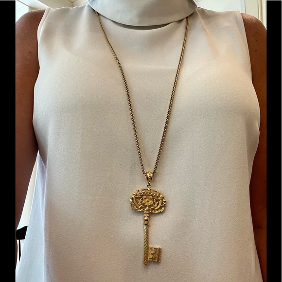 Ben-Amun Key Charm Pendant Necklace - Picture 2 of 16